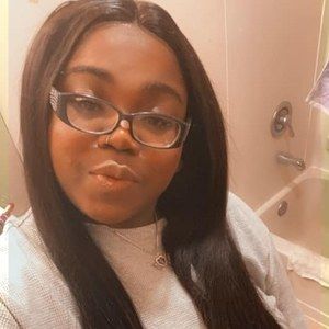 Meet your Posher, Kaia